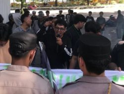 Satu Tahun Bupati, Janji Kesehatan Gratis Masih Dipertanyakan