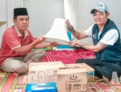 Tania dan Dua Komunitas Wakafkan Speaker untuk Musola Al-Ikhlas, Warga Ciharahas Terharu