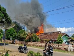Sekolah TK di Ubrug Warungkiara Terbakar, Petugas Damkar Tiba 20 Menit Setelah Laporan