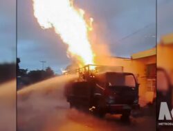 Tiga Unit Damkar Padamkan Truk LPG Terbakar di Citarik Palabuhanratu