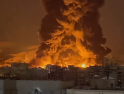 Israel Serang 3 Depot Minyak Iran, Picu Hujan Beracun yang Bahayakan Warga