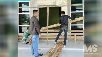 Kontraktor Segel Gedung MUI Sukabumi, Tuntut Pelunasan Rp165 Juta