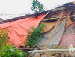 Korban Banjir Cisolok Terlantar 5 Bulan, Masih Bertahan di Tenda