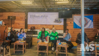 Ojol Angkat Suara! Bedah Buku “Menunggu dan Matinya Waktu Luang” Bongkar Realita Pahit Driver Online