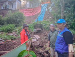 Longsor Intai Permukiman! TPT 6 Meter di Cibadak Nyaris Ambruk, 3 KK Terancam