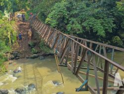 Jembatan “Melintir” Karangtengah Akhirnya Dibongkar, Warga Tak Lagi Bertaruh Nyawa