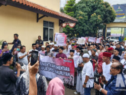 Digerebek Massa! Dapur MBG Cibadak Berdiri di Tanah Sengketa, Program Negara Diujung Tanduk