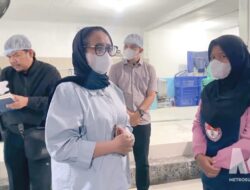 Waka BGN Naniek S Deyang Soroti Dapur MBG Sukabumi: Potong Sayur di Lantai hingga Minim Fasilitas