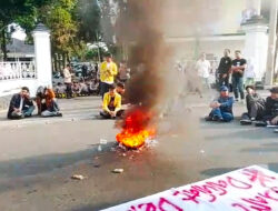 BEM Nusantara Demo di Pendopo Sukabumi, Soroti MBG, Koperasi Merah Putih hingga Buruknya Pelayanan RSUD Palabuhanratu