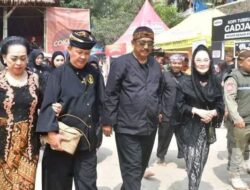 Ribuan Warga Hadiri Seren Taun ke-447 Kasepuhan Sinaresmi, Bupati Ajak Generasi Muda Jaga Warisan Leluhur