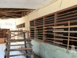 Ruang Kelas Rusak Parah, MI Tanjungsari Sukabumi Butuh Rehabilitasi Total