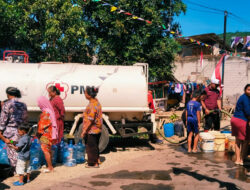 Kemarau Parah di Sukabumi, Ratusan KK Antre Air Bersih, Sawah Terancam Gagal Panen