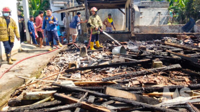 Rumah Bilik di Cidahu Sukabumi Ludes Terbakar, Lansia 72 Tahun Kehilangan Tempat Tinggal