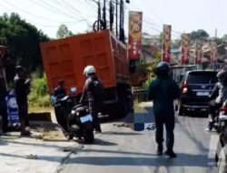 Truk Fuso Terlibat Kecelakaan Maut di Jalan Raya Sukabumi-Bogor, Satu Pengendara Motor Tewas