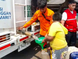 Krisis Air Bersih Melanda Cikundul Sukabumi, PMI dan BPBD Sudah 4 Kali Kirim Bantuan Air