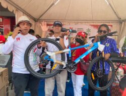 Ribuan Warga Cibadak Tumpah Ruah Ikuti Jalan Santai HUT RI ke-81, Camat: Pererat Persaudaraan