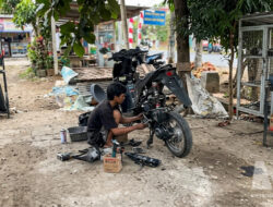 Niat Cari Nafkah Malah Ganti Knalpot Customer, Razia Knalpot Brong di Bengkel Cikembar Viral