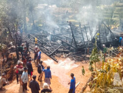 Diduga Korsleting Listrik, Kebakaran di Kasepuhan Sinar Resmi Berdampak ke 5 Rumah
