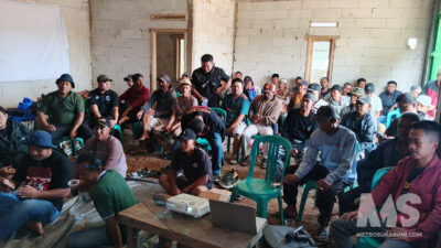 SPI Sukabumi dalam deklarasi Kawasan Daulat Pangan (KDP) di Kecamatan Jampang Tengah, Kabupaten Sukabumi.(Foto : Istimewa)